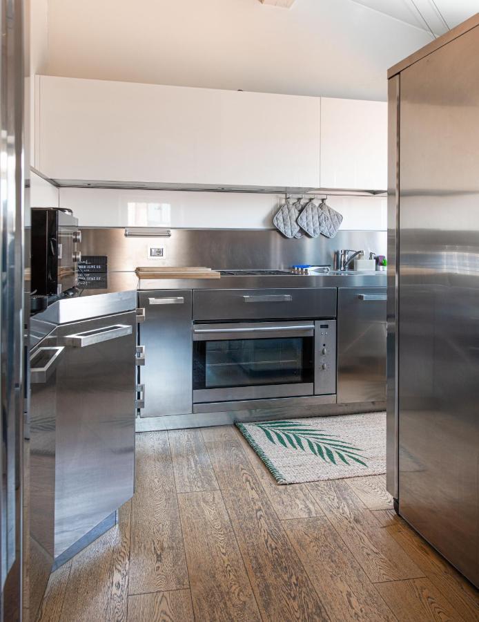 Stunning Top Floor Flat In The Heart Of Verona Exteriör bild