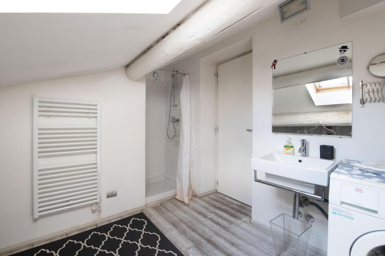 Stunning Top Floor Flat In The Heart Of Verona Exteriör bild