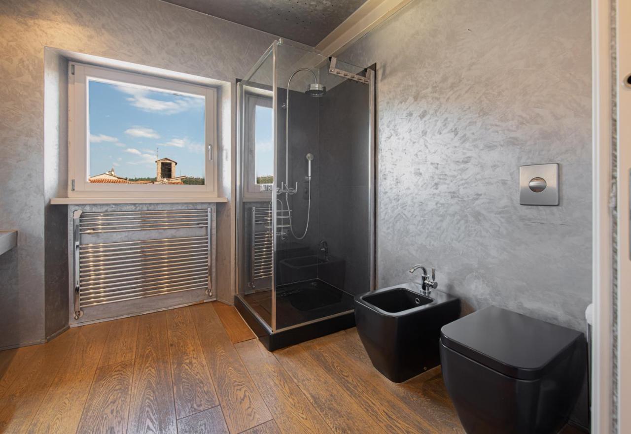 Stunning Top Floor Flat In The Heart Of Verona Exteriör bild