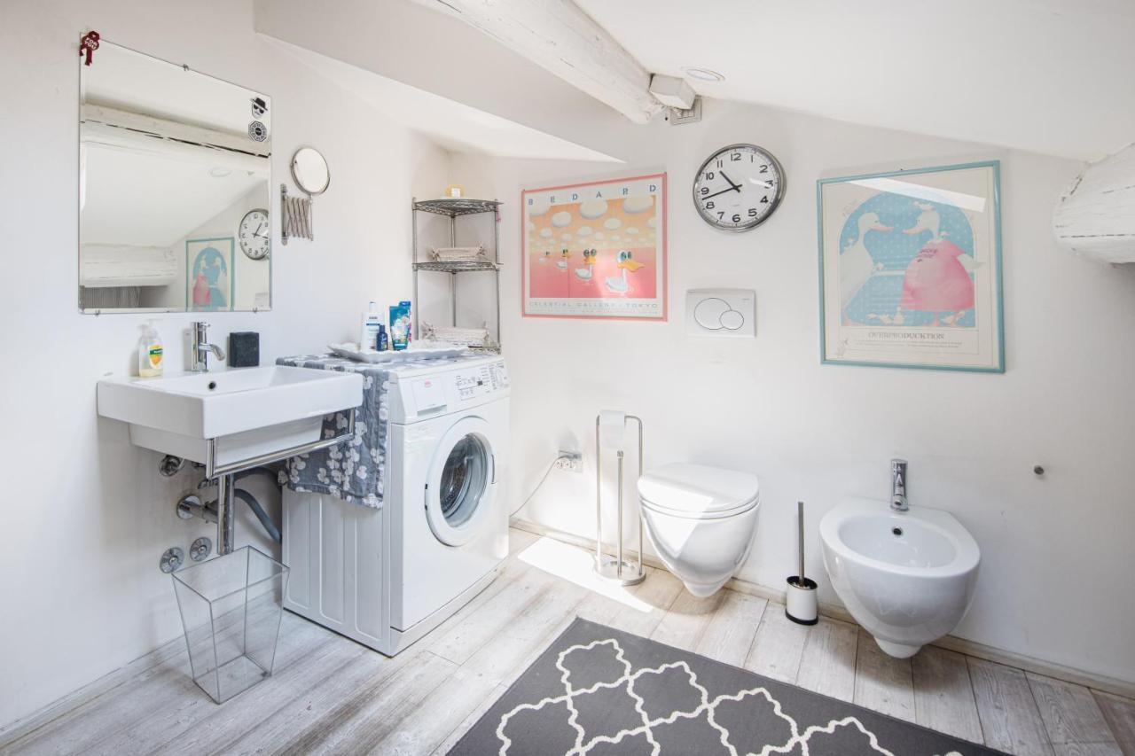 Stunning Top Floor Flat In The Heart Of Verona Exteriör bild