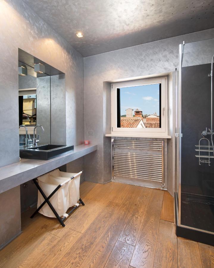 Stunning Top Floor Flat In The Heart Of Verona Exteriör bild